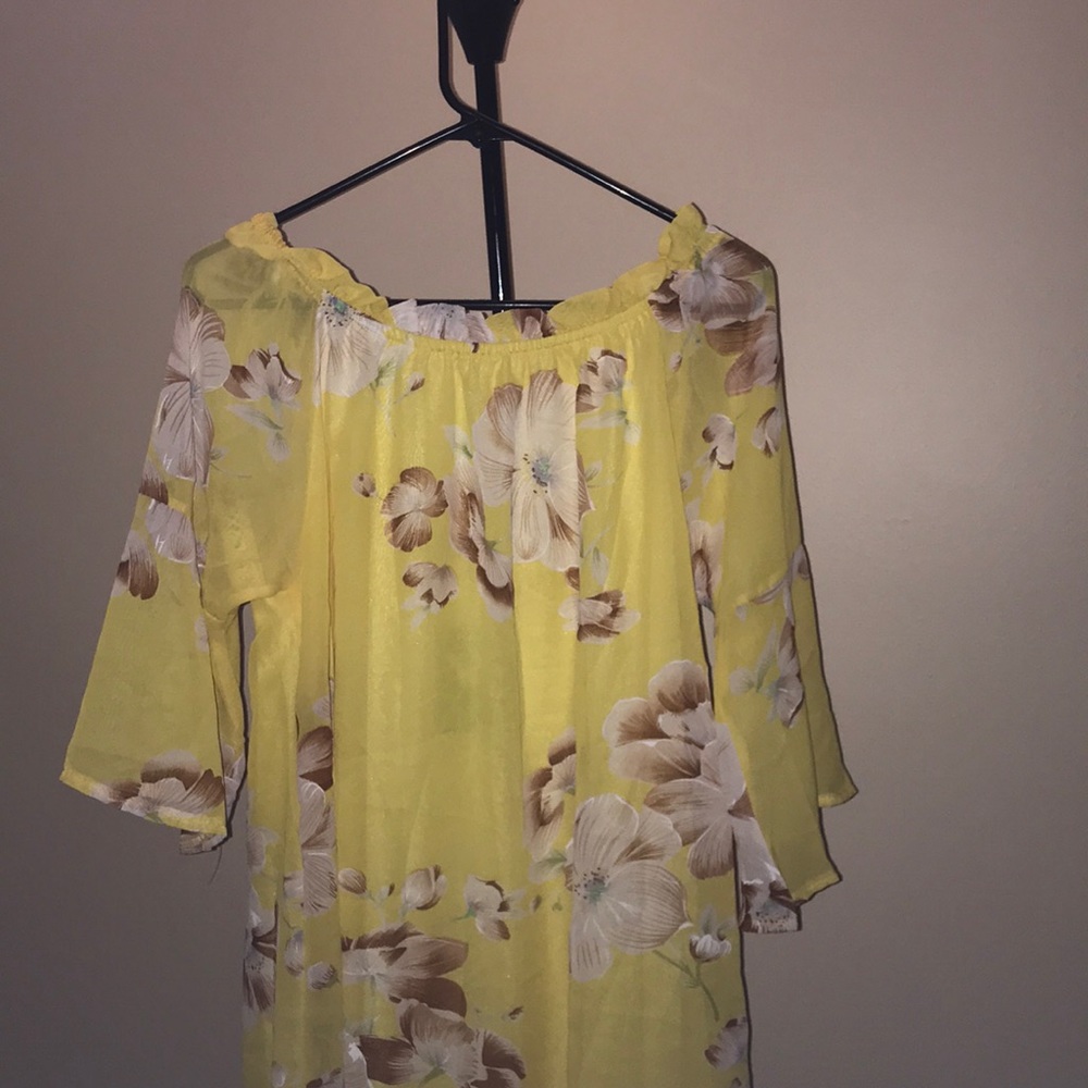 White Mark Floral Blouse | Never Worn